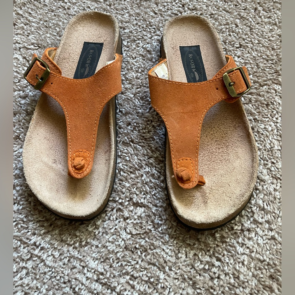 Resort Sandals - Picture 2 of 4